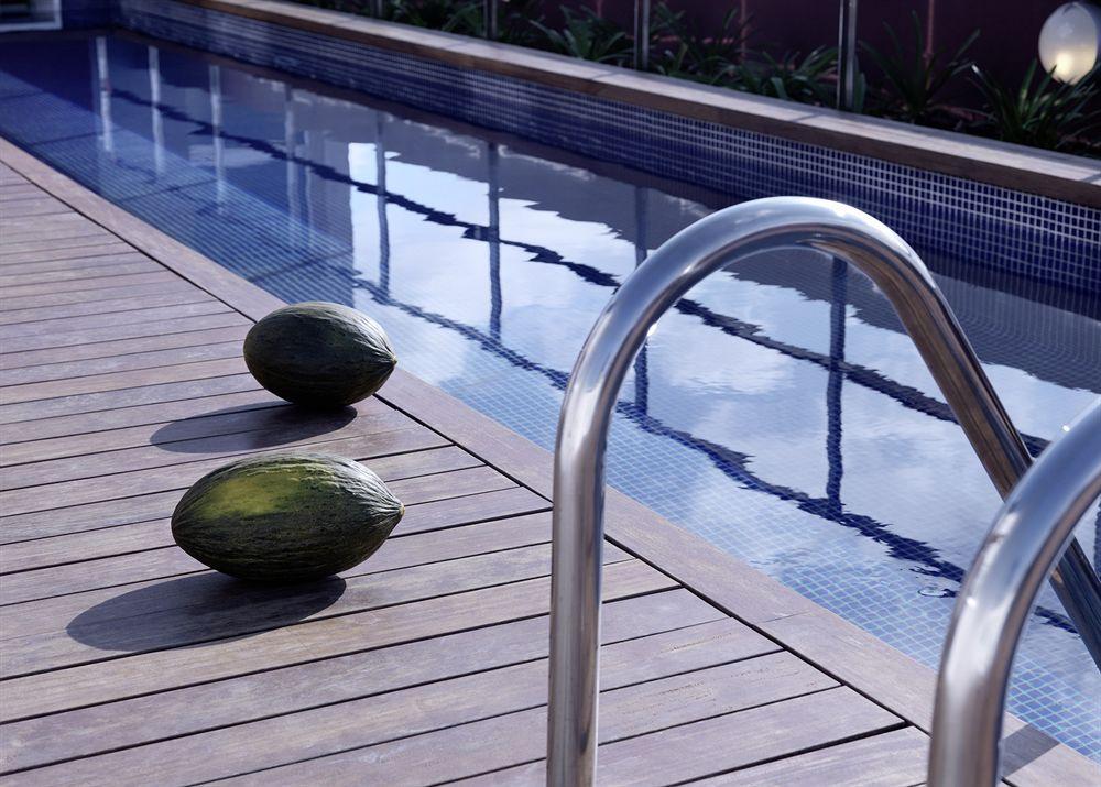 Residencia Melon District Marina Hotel Barcelona Exterior foto